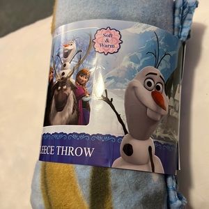 Frozen Throw